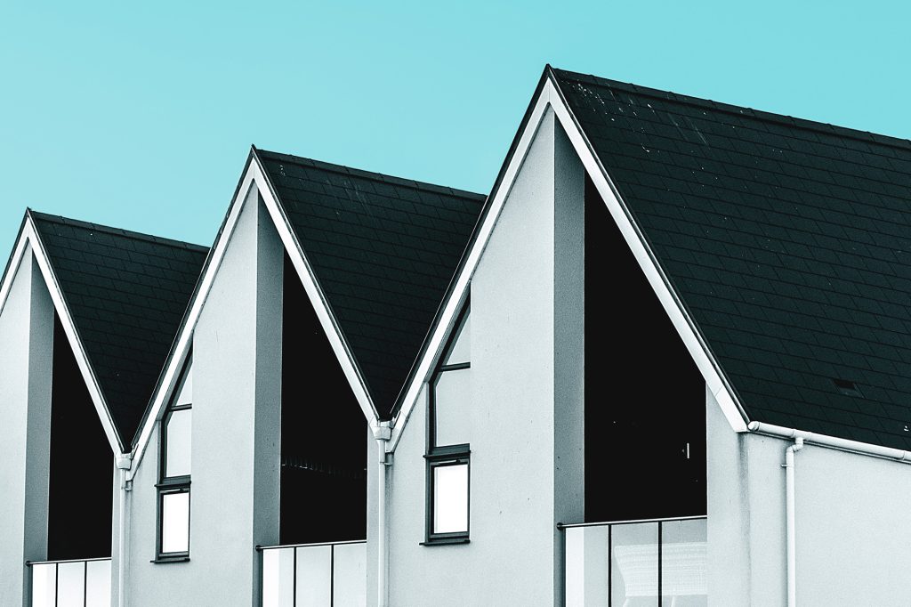 6 Key Indicators It's Time for a Roof Repair or Inspection